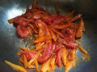 健康的西红柿炒胡萝卜的做法图解七