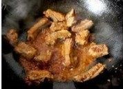 好吃的川味土豆烧排骨做法图解3)