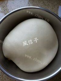 自己做的香葱面包做法图解2)