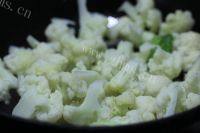 香香的清炒花菜做法图解4)