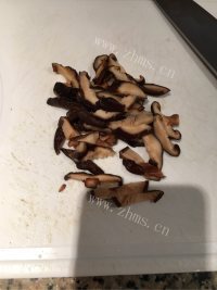 玉盘珍馐的干锅鸡翅做法图解9)