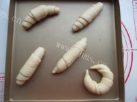 自制无油乳酪小卷面包做法图解11)