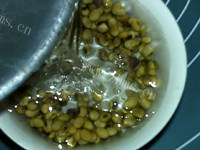 美味黑黄豆浆做法图解5)