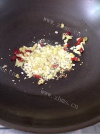 美味麻辣酸菜鱼头做法图解2)