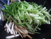 芹菜炒豆腐干