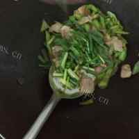 诱人的青椒回锅肉做法图解9)