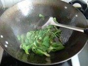 家常菜小白菜心炒猪肝