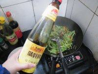 迷人的清炒四季豆做法图解5)
