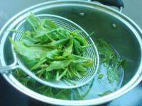 美味的茶叶蛋饼做法图解2)
