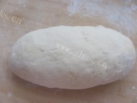 自制红豆面包做法图解5)
