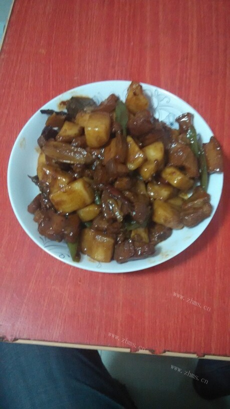 色香味浓的红烧肉
