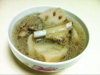 自制排骨炖藕