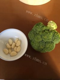 家常菜蒜香西兰花做法图解1)