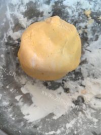 自制南瓜包做法图解5)