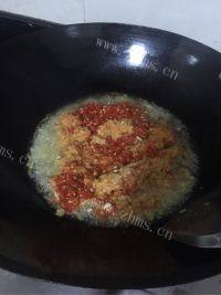 自制蒜蓉辣椒酱做法图解4)