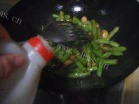 家常菜蒜煸豆角做法图解6)