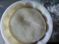 家庭版红豆沙冰皮月饼做法图解13)