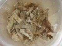 美味健康的笋干烧肉做法图解1)