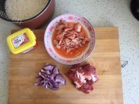 美味的孜然泡菜炒肉盖饭做法图解1)