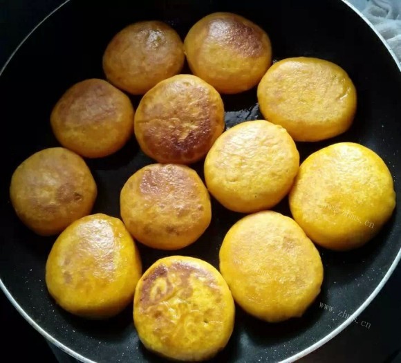 喷香的南瓜饼