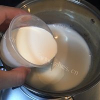 香甜可口雪花椰香奶冻做法图解6)