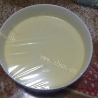 诱人的榴莲千层蛋糕做法图解6)