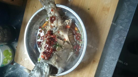香飘十里的清蒸鲈鱼