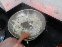 简易的包菜蛋炒饭做法图解10)