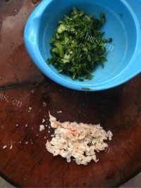 好吃的莜麦菜虾粥做法图解4)