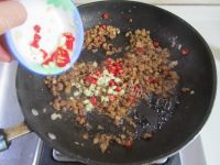 蒜香肉末烤茄子做法图解6)