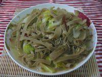 口感极佳的白菜炒豆片