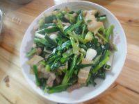 家常菜芹菜小炒肉