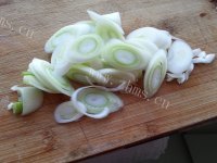 美味的腊肠鸡蛋炒饭做法图解3)
