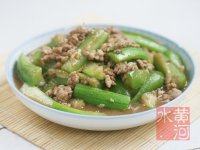 家常菜肉末炒丝瓜