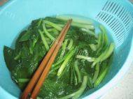秀色可餐的清炒菜心做法图解3)