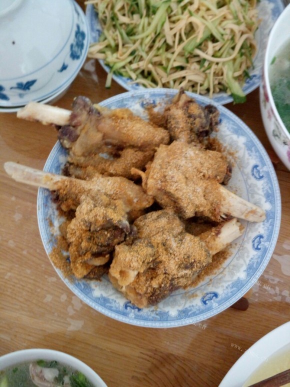 回味无穷的烤羊腿