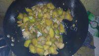 家常菜五花肉炖茄子