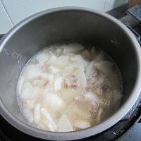 家常菜猪肉炖萝卜