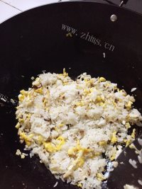 美味的金牌蛋炒饭做法图解7)