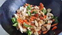 家常菜肉片杏鲍菇做法图解8)