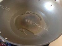 自制青椒炒猪肚做法图解2)