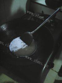 美味可口的红薯叶土豆猪肝汤做法图解1)