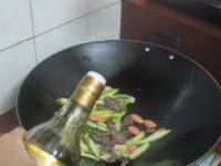 家常菜黄瓜炒牛肉
