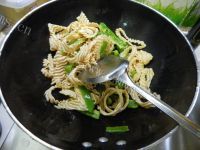 家常菜青椒炒豆皮做法图解7)