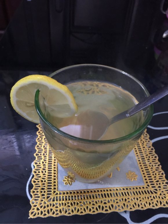 芳香四溢的蜂蜜柚子茶