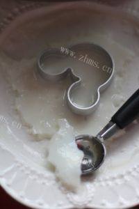 美味的粉蒸白玉蛋做法图解4)