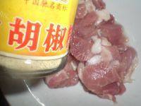 家常菜辣椒炒五花肉做法图解5)