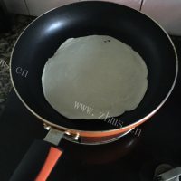 DIY鸡蛋手抓饼做法图解5)