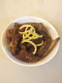 美味的柠香排骨