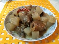 冬季滋补萝卜焖羊蹄做法图解11)